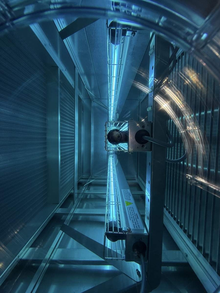 Moduli UV-C installati nel canale UTA di un reparto sterile iniettabili — Light Progress